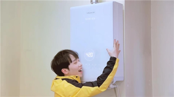 �婴ι���ȼըȫ������Ͱ�ܽ��ˮ����������Ļ��